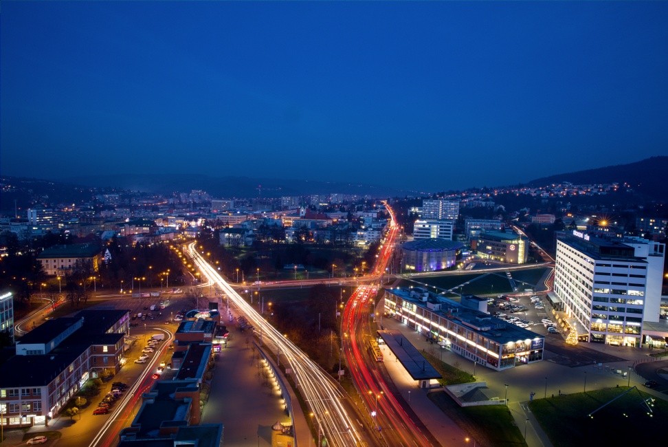 Večerní Zlín - autor Milan Mikšík