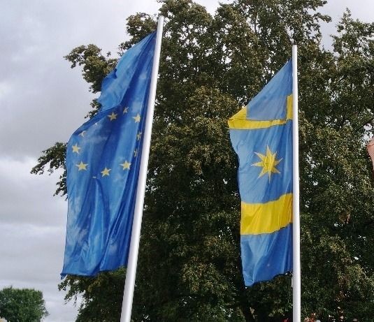 Vlajky EU a Zlína, foto Pavel Stojar