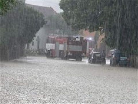 Zlín zasáhl přívalový déšť. Ilustrační foto