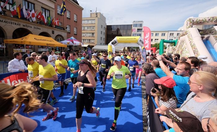 Zlínem se běžel půlmaraton