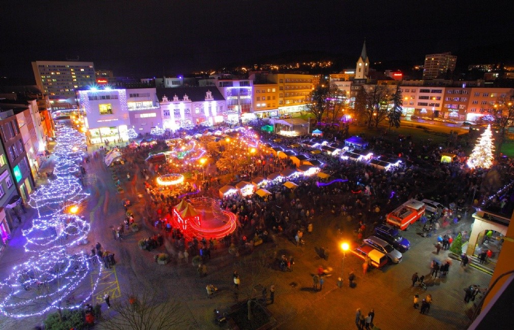 První den přinesl skvělou atmosféru