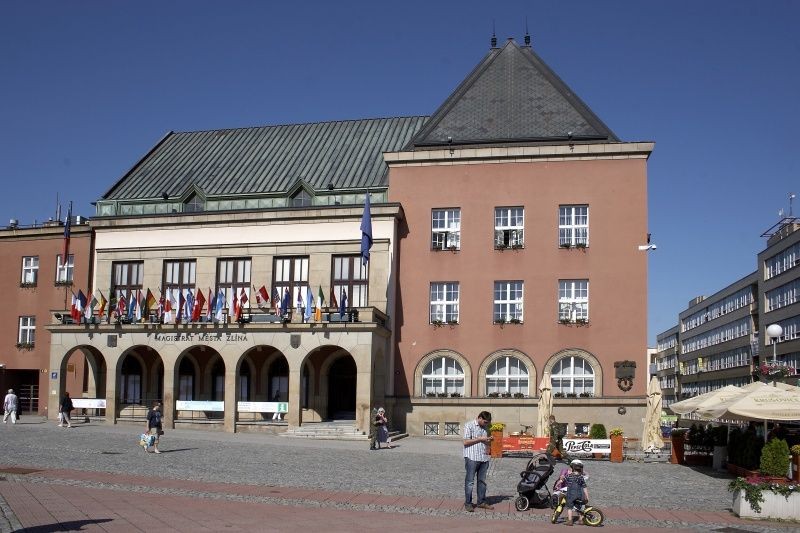 Dotazníky lze odevzdávat i na "íčku" v přízemí radnice