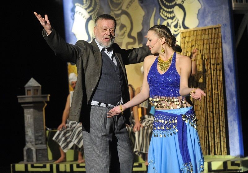 Řek Zorba se představí v koncertní verzi na náměstí Míru ve Zlíně