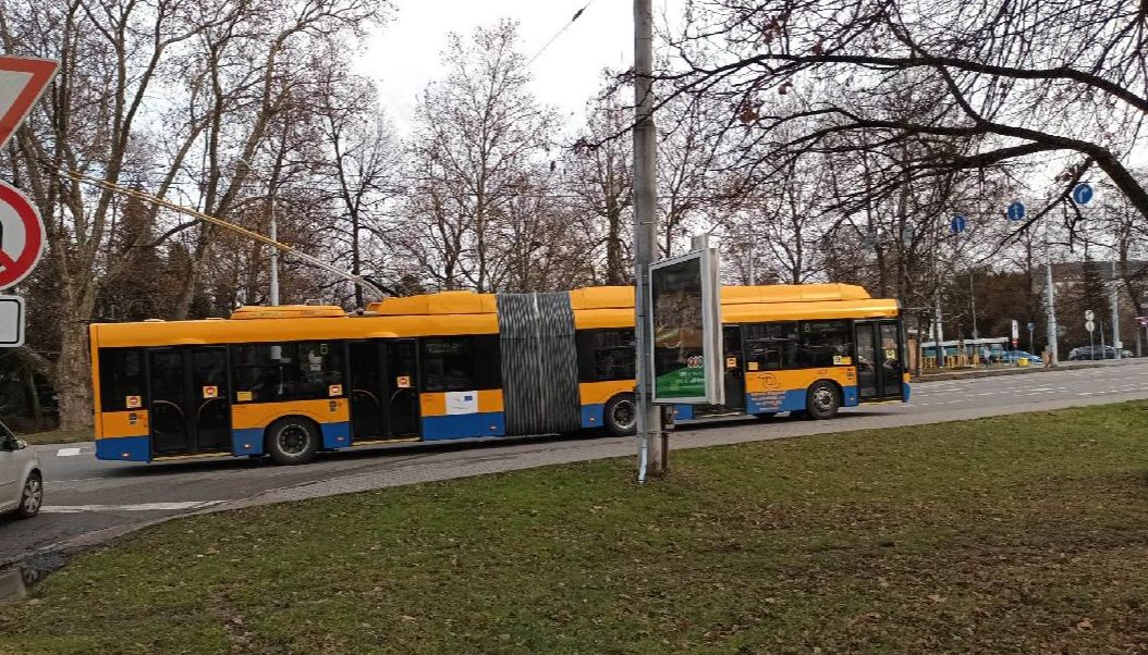 Zlínský kraj poskytl Zlínu dotaci na trolejbusovou dopravu mezi Zlínem a Otrokovicemi