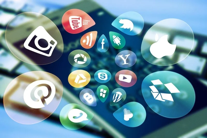 SeniorTech: QR kódy a aplikace supermarketů